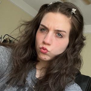 Meet your Posher, Kaycie